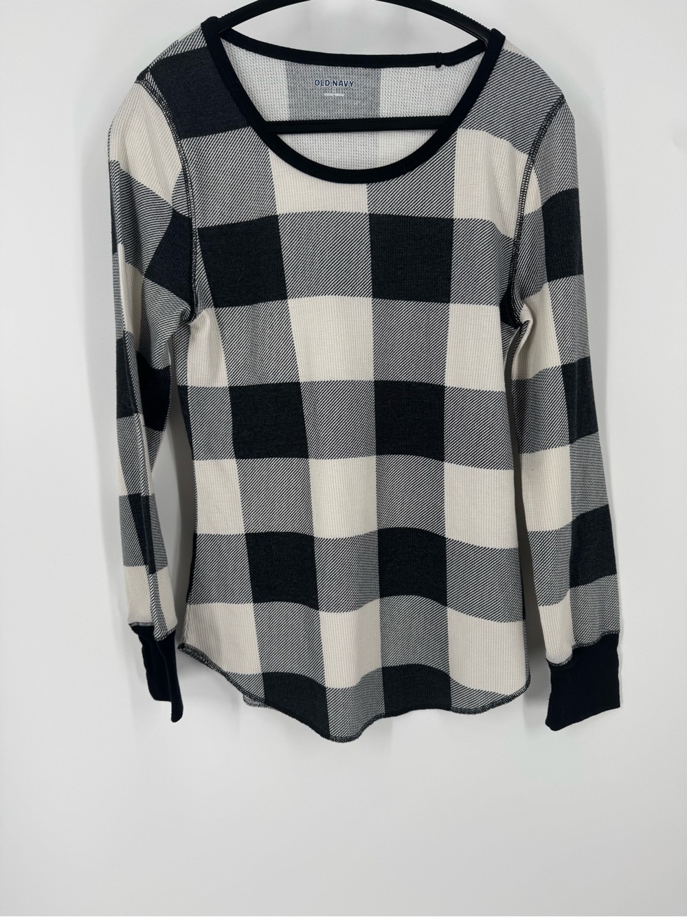Old Navy Black & White Buffalo Plaid Long Sleeve Top